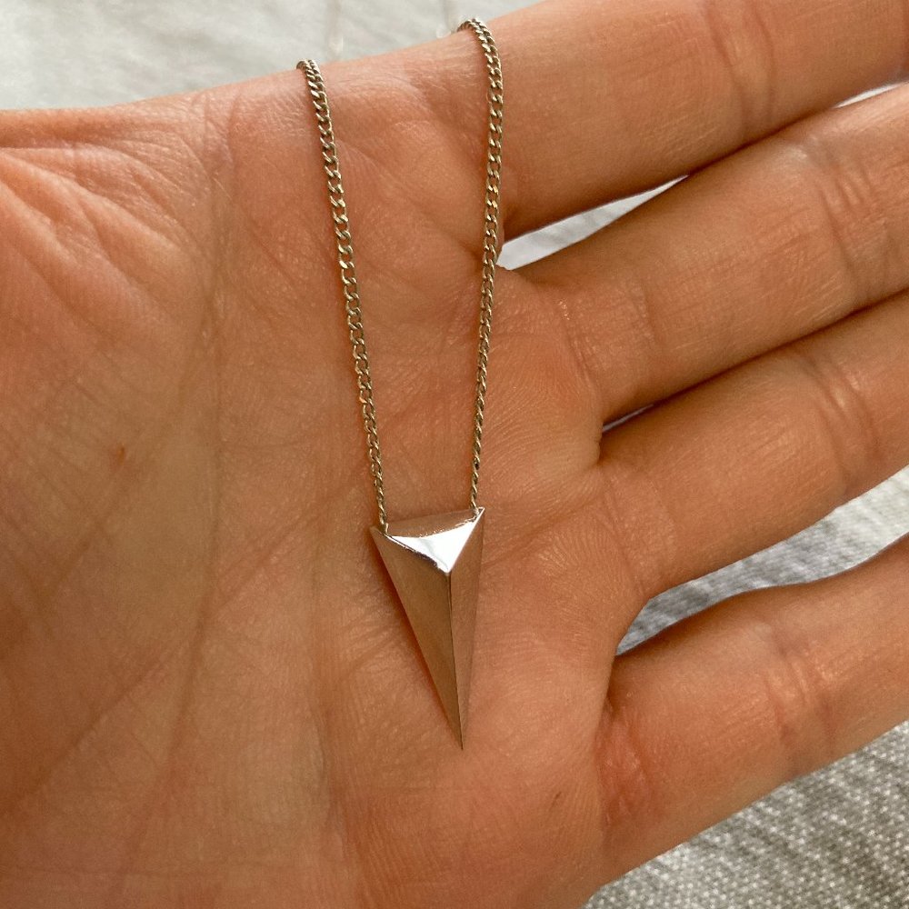 Alexis Bittar - Small Pyramid Pendant Necklace - Picture 4 of 7
